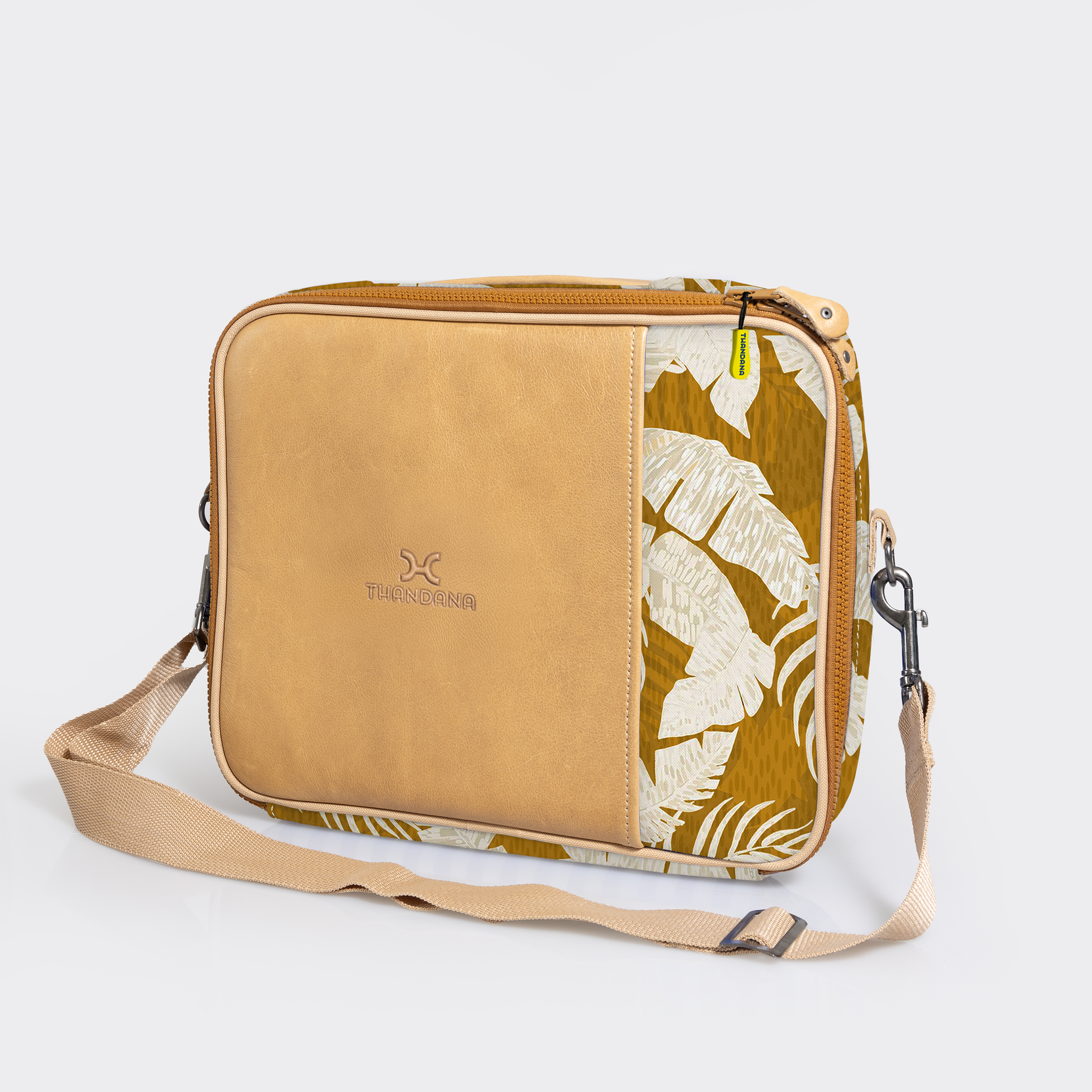 Essential Laptop Bag 13' | Laminated Fabric