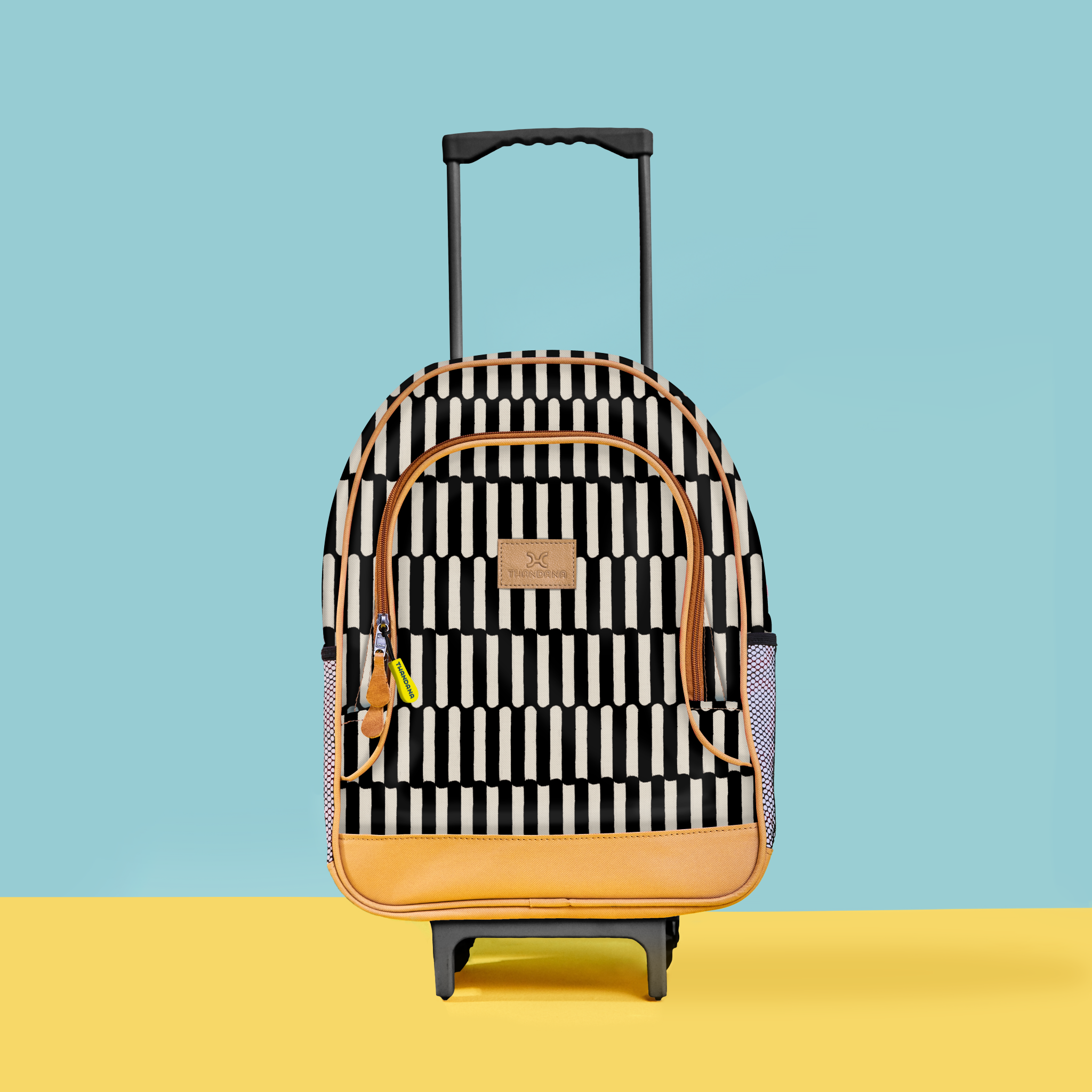 Kids Wheelie Backpack | Black Handle
