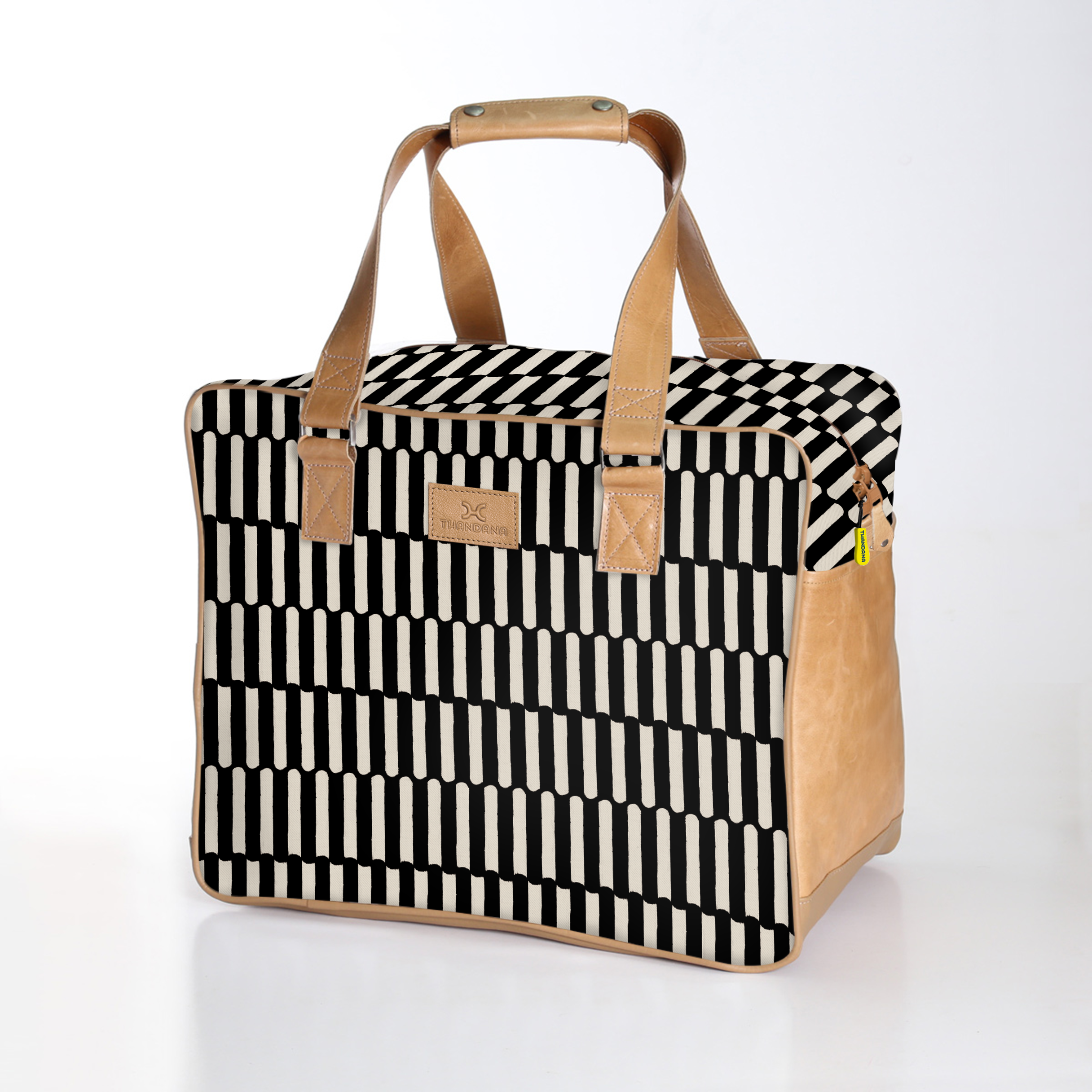 Large Weekender Luggage | Laminated Fabric