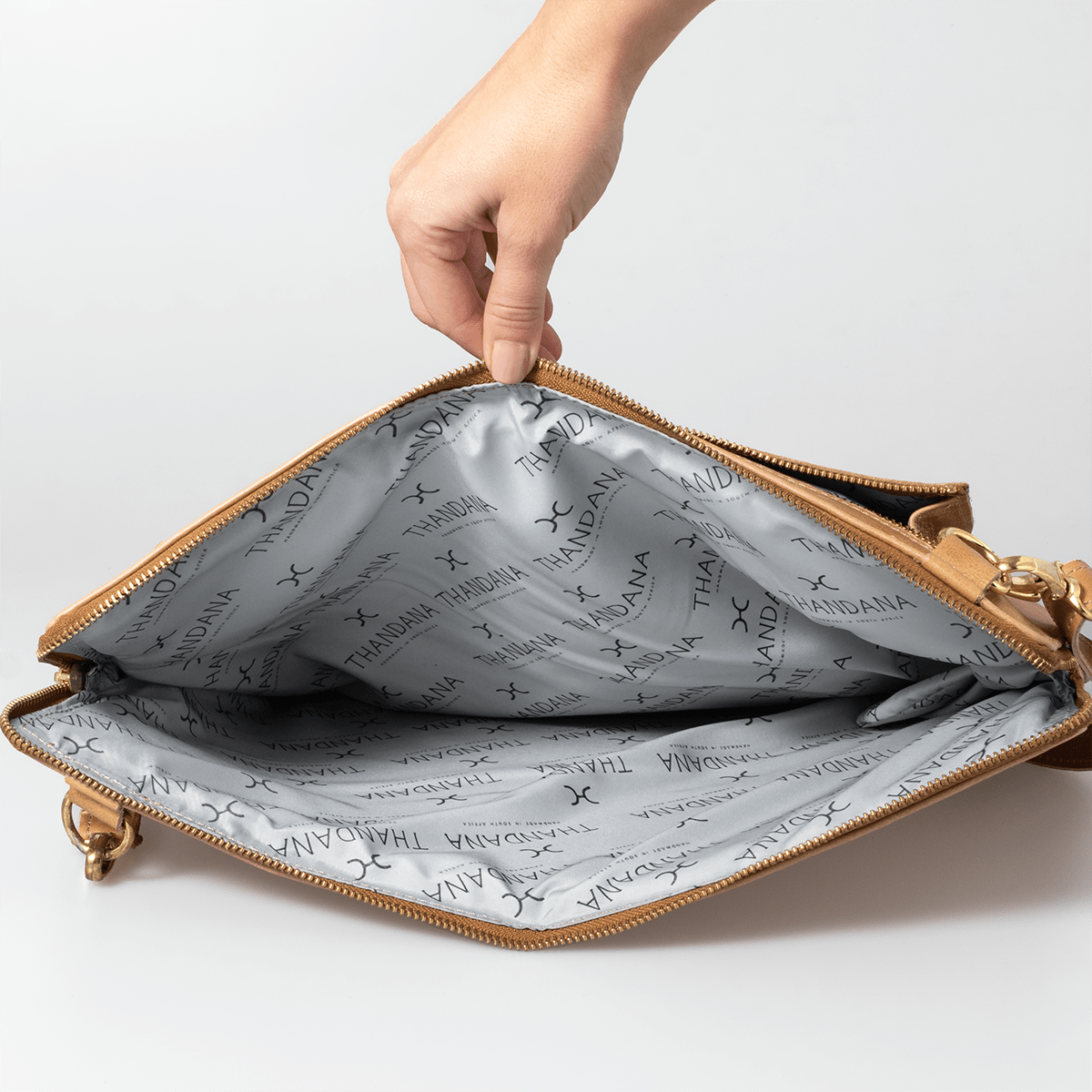 Laptop 15' Sling Leather - Thandana UK