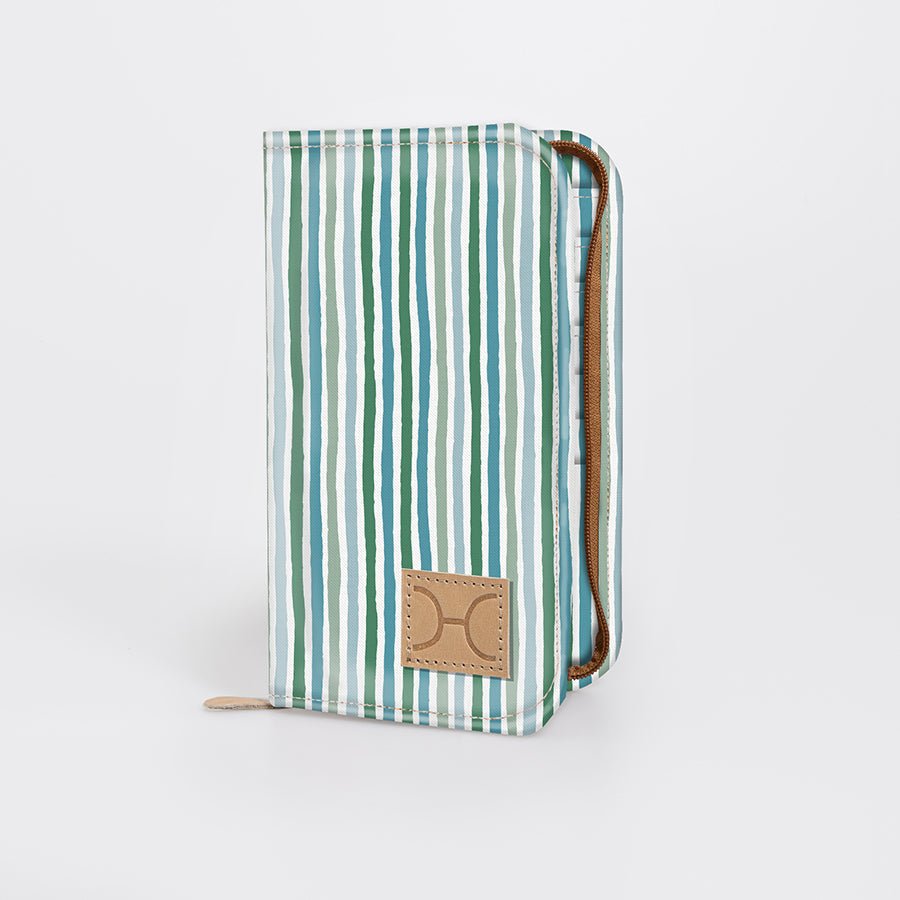 Large Travel Wallet Laminated Fabric - Thandana UK