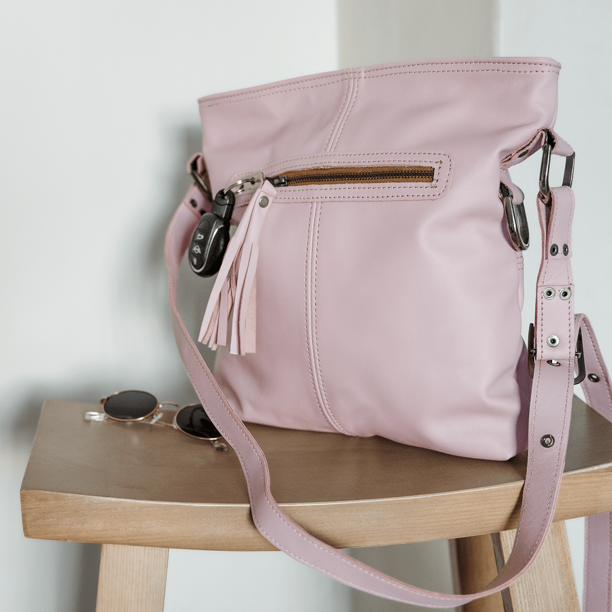 Messenger Handbag Leather - Thandana UK