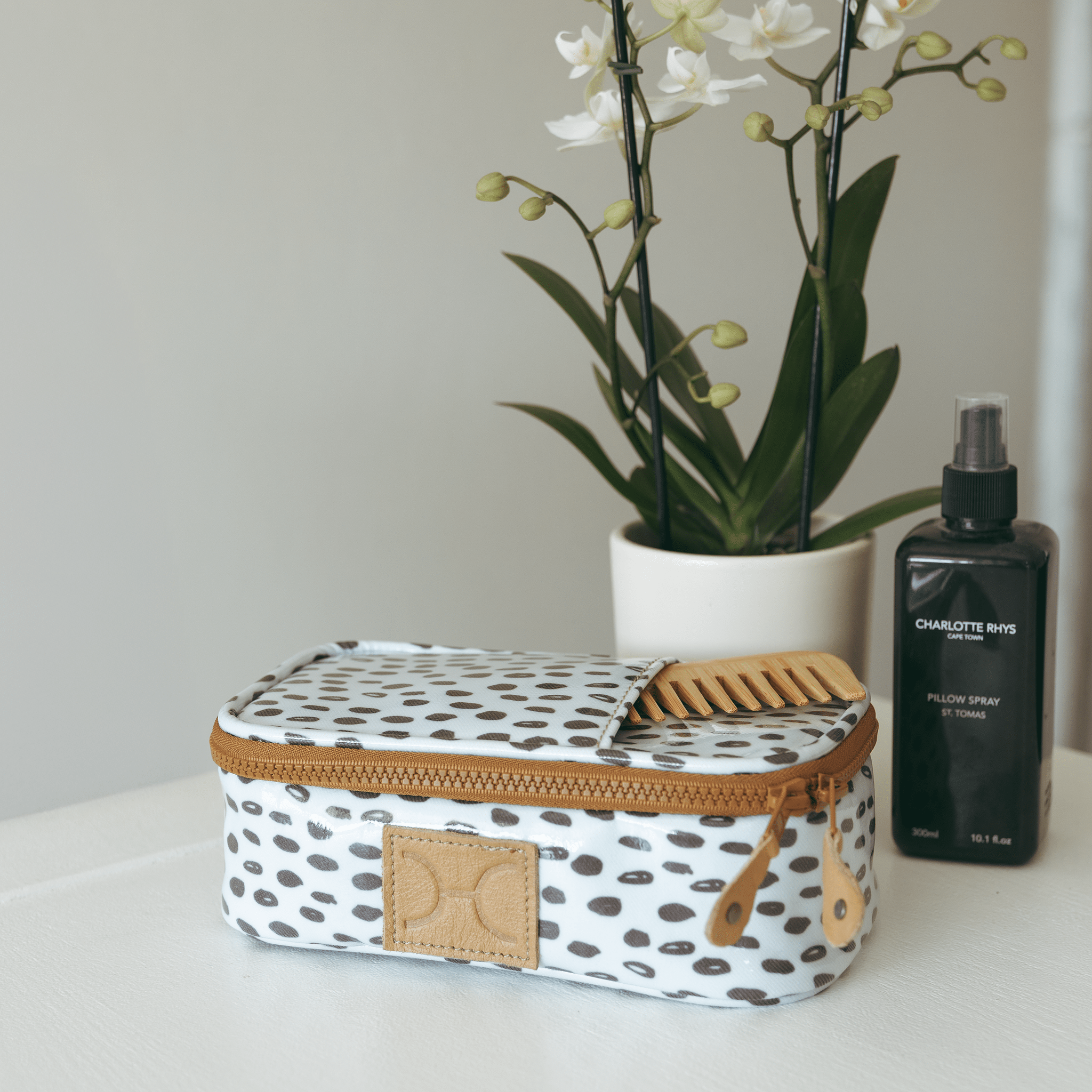 Mod Case MEDIUM Laminated Fabric - Thandana UK