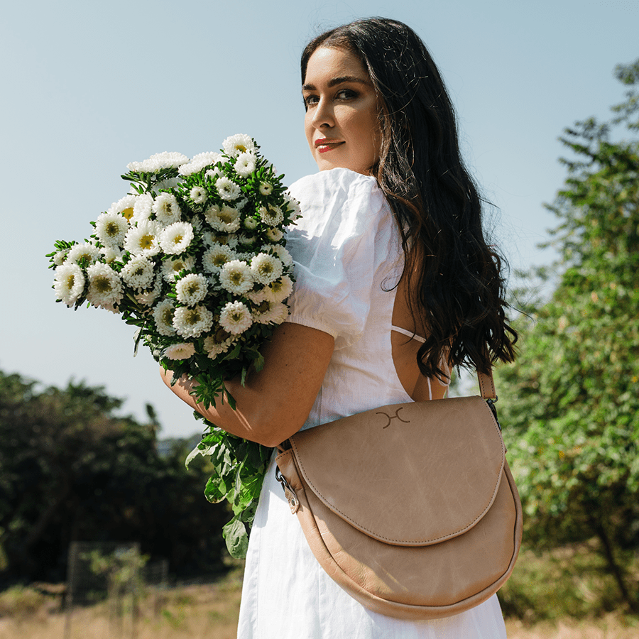 Saddle Handbag Leather - Thandana UK