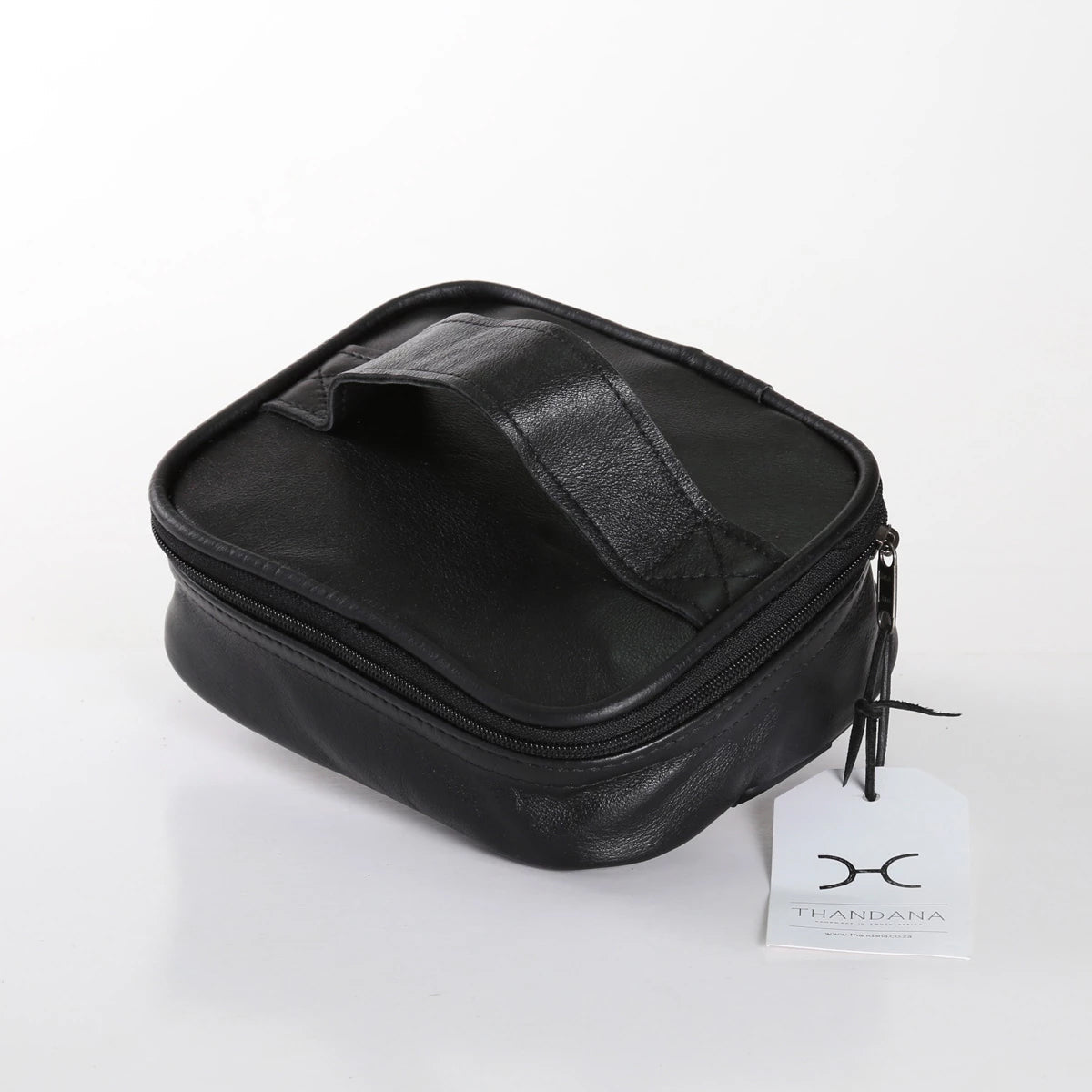 Single Toiletry Leather - Thandana UK