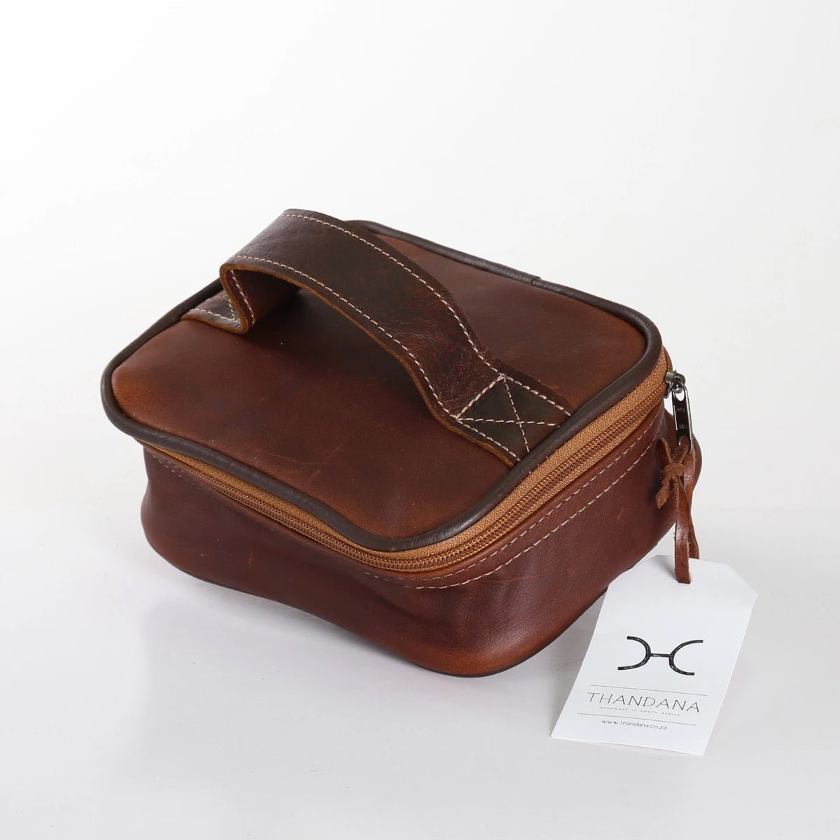 Single Toiletry Leather - Thandana UK