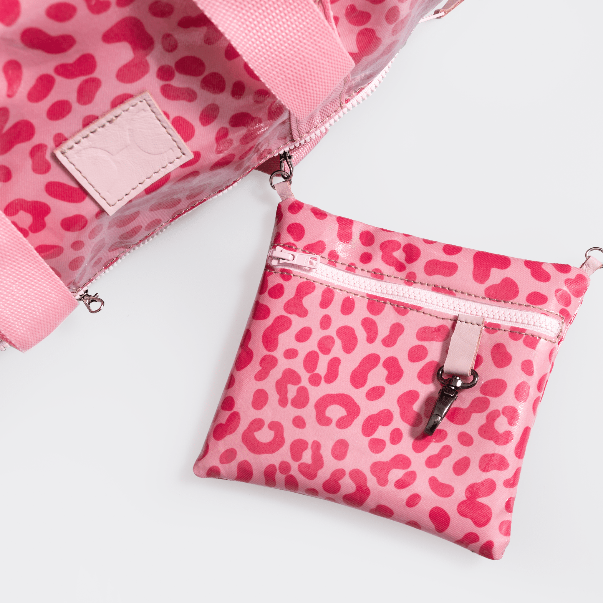 Sports Gym Bag Laminated Fabric - Thandana UK
