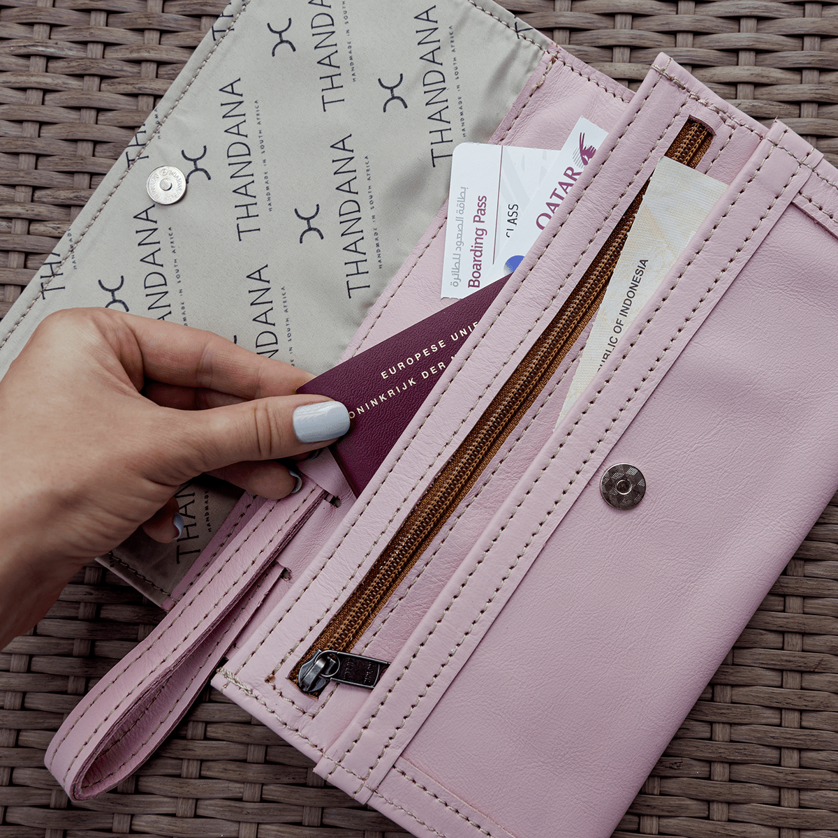 Travel Wallet Leather - Thandana UK
