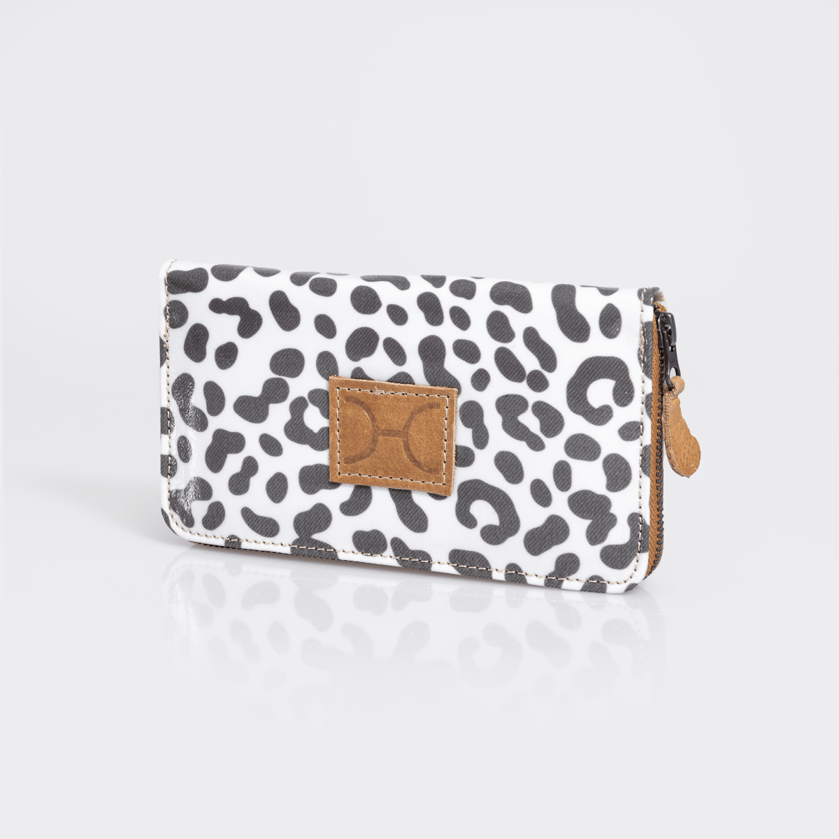 Women's Large Wallet Laminated Fabric - Thandana UK